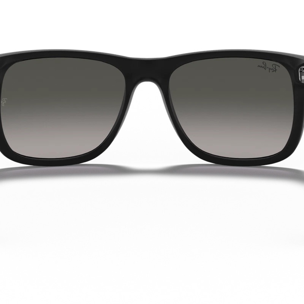 Ray-Ban Justin Classic Black/Dark Grey Gradient 51 mm Sunglasses RB4165 601/8G - Picture 3 of 6
